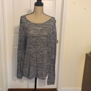 Old Navy Blue and White Long Sleeve Sweater Size XL